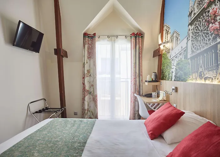 Hotel Beaugrenelle St-Charles Tour Eiffel Parigi